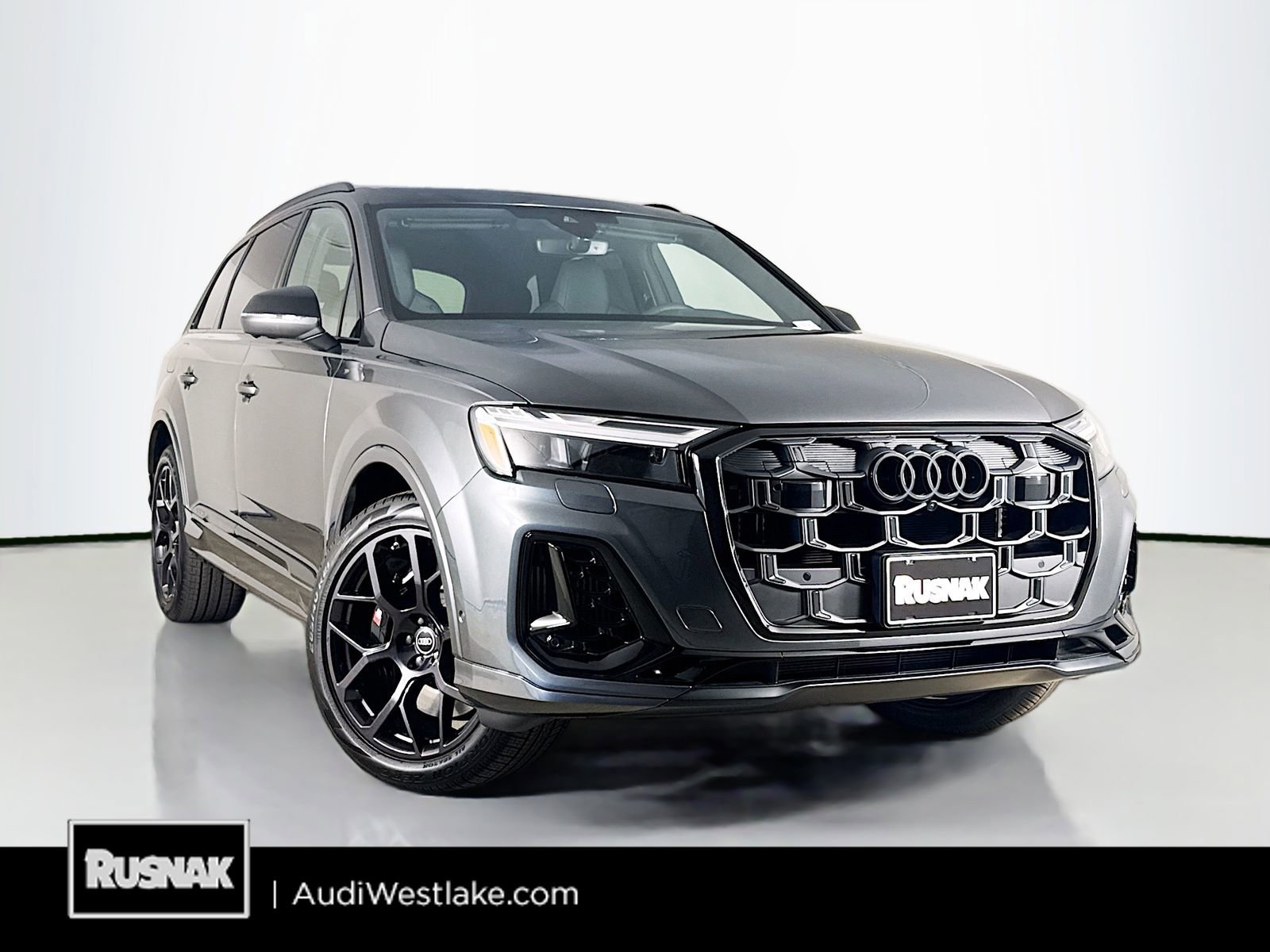 New 2026 Audi SQ7 Premium Plus AWD/4WD image 1