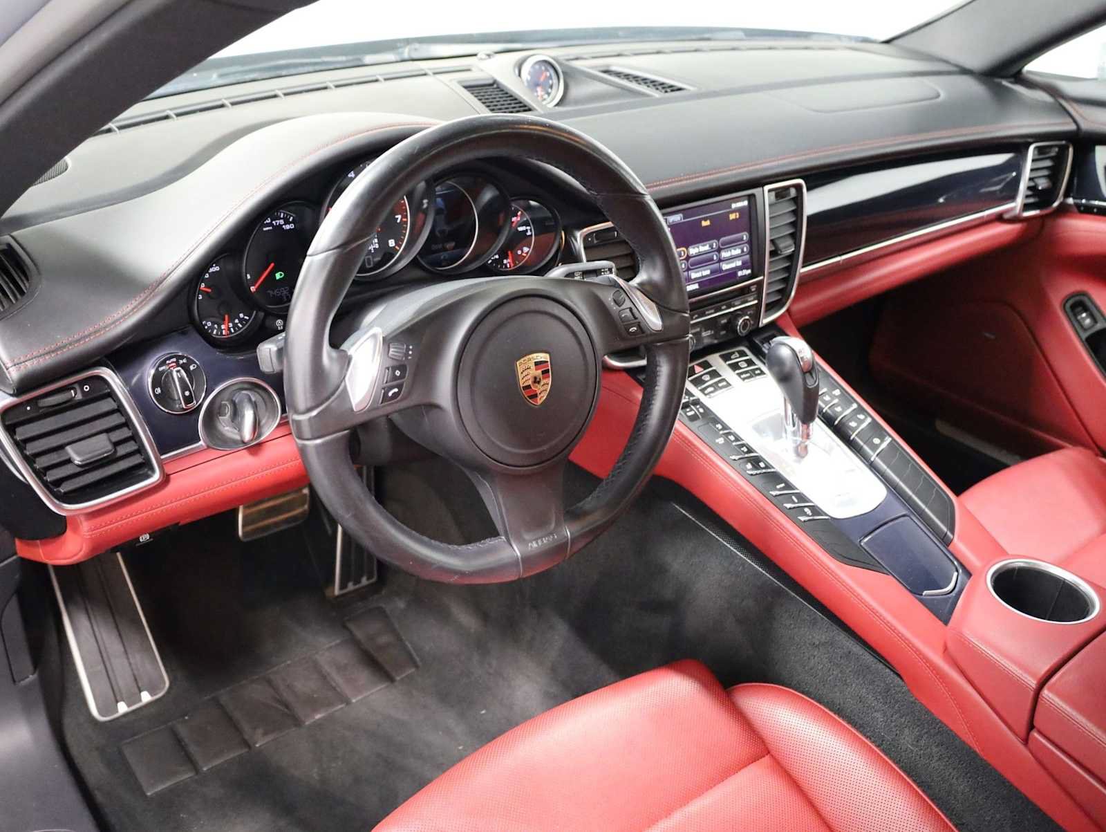 Used 2016 Porsche Panamera Edition RWD image 4