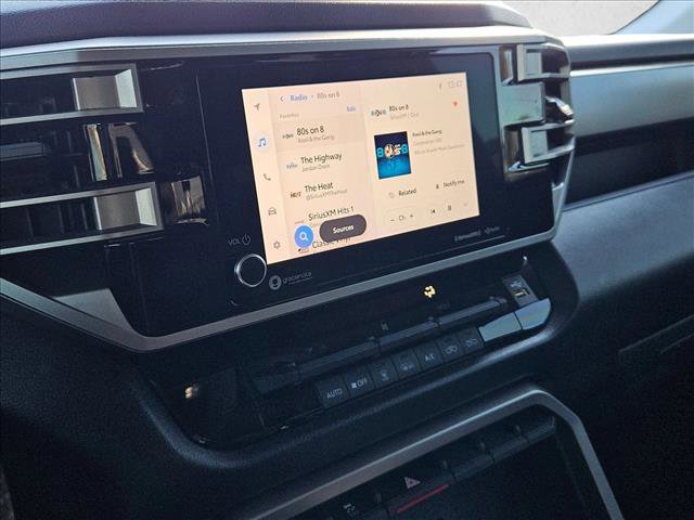 Used 2022 Toyota Tundra SR5 w/ SR5 Convenience Package image 11