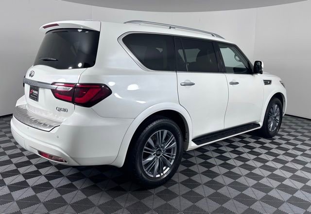 Certified 2024 INFINITI QX80 Luxe image 8