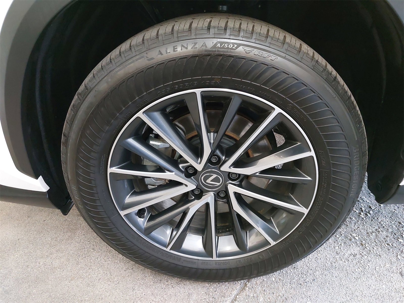 Used 2025 Lexus NX 350h AWD w/ Premium Package image 38