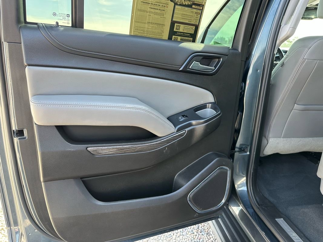 Used 2019 Chevrolet Suburban LT image 29