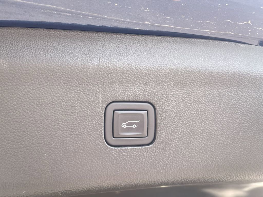 Used 2024 Buick Enclave Essence w/ Trailering Package, 5000 lbs. FWD image 14