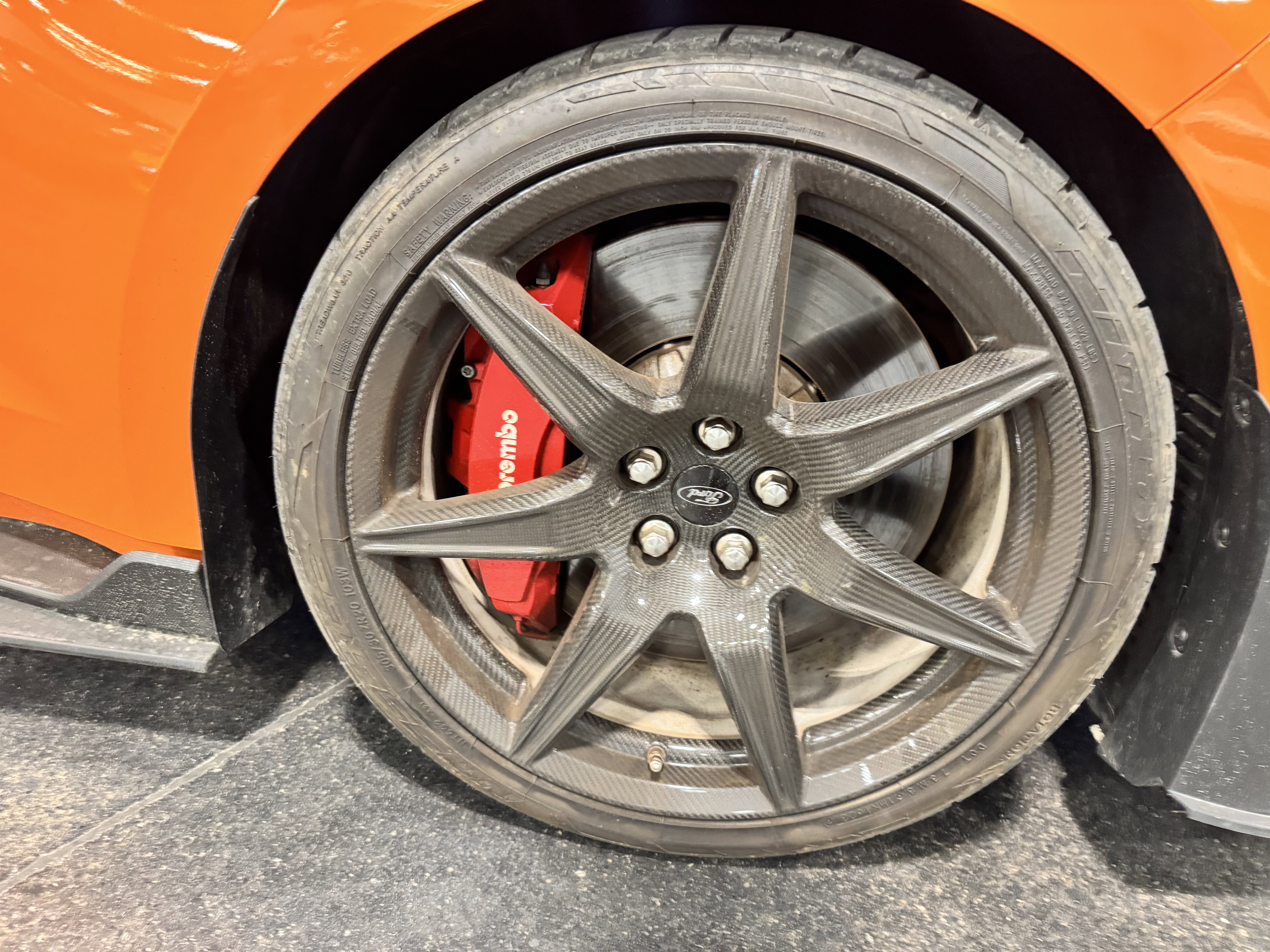 Used 2021 Ford Mustang Shelby GT500 w/ Carbon Fiber Track Pack RWD image 29