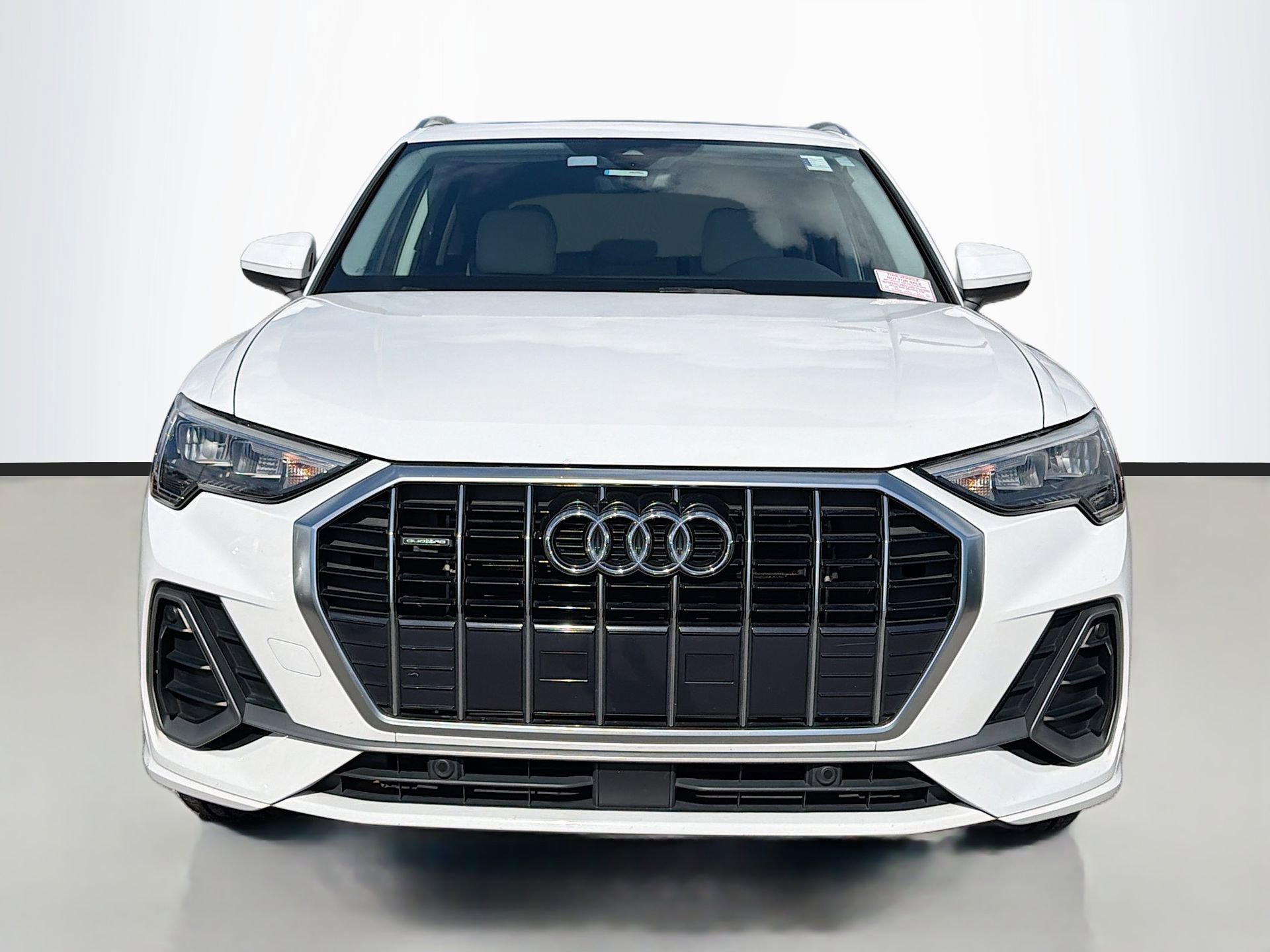 Used 2020 Audi Q3 2.0T Premium image 9