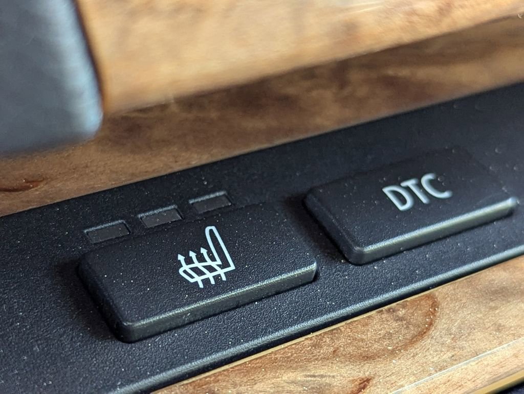 Used 2007 BMW 650i Convertible image 19