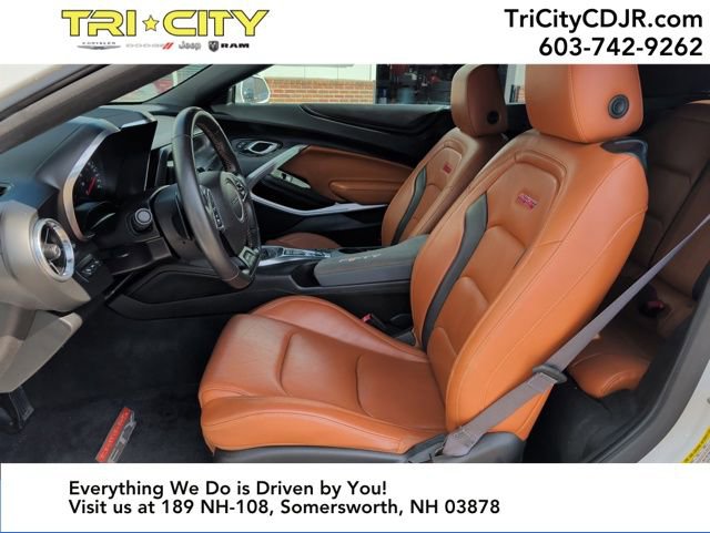 Used 2017 Chevrolet Camaro SS image 12