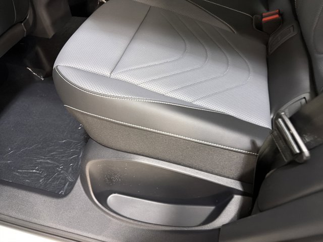 New 2026 Volkswagen Tiguan SE R-Line AWD/4WD image 23