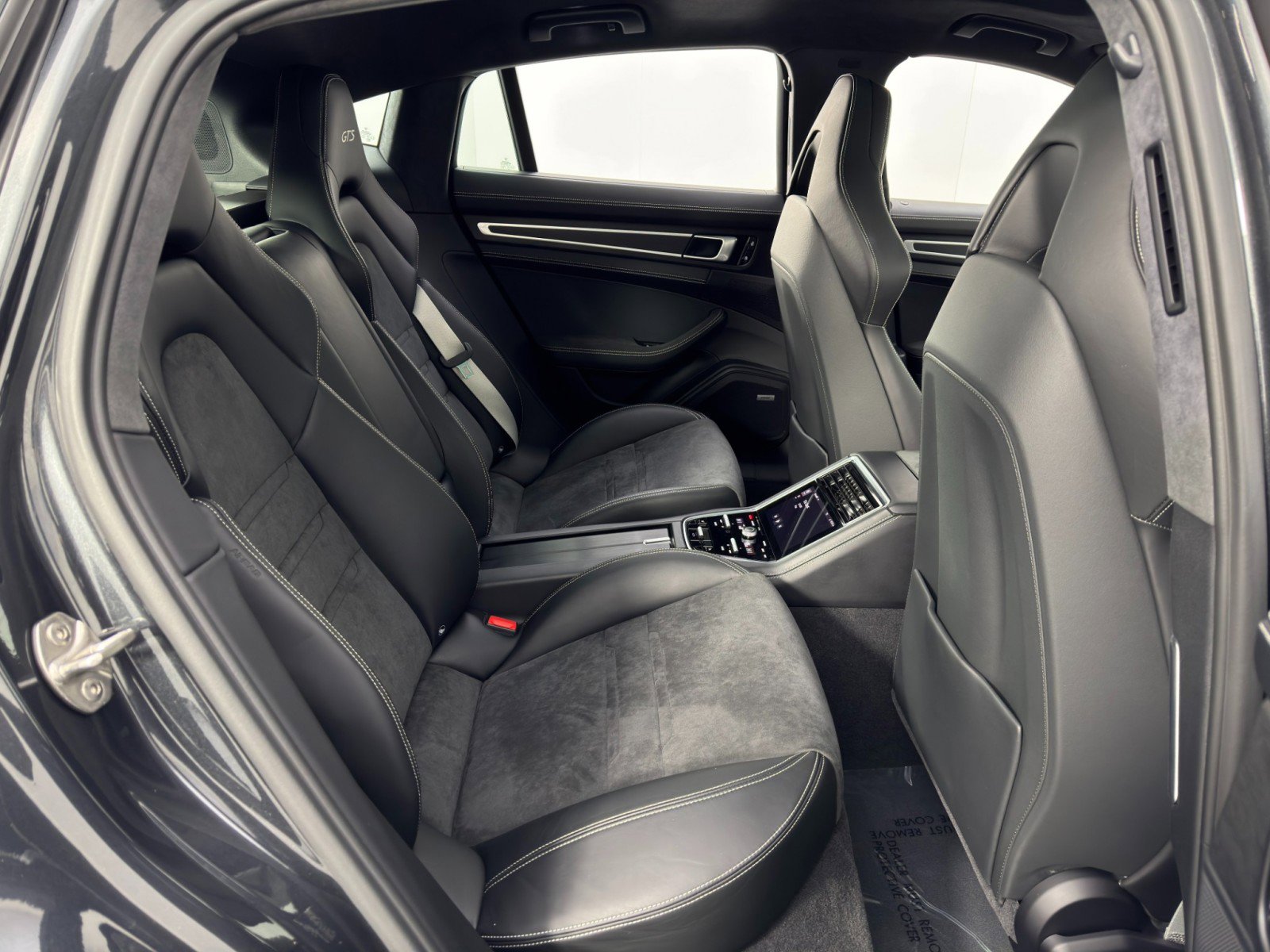 Used 2019 Porsche Panamera GTS image 43