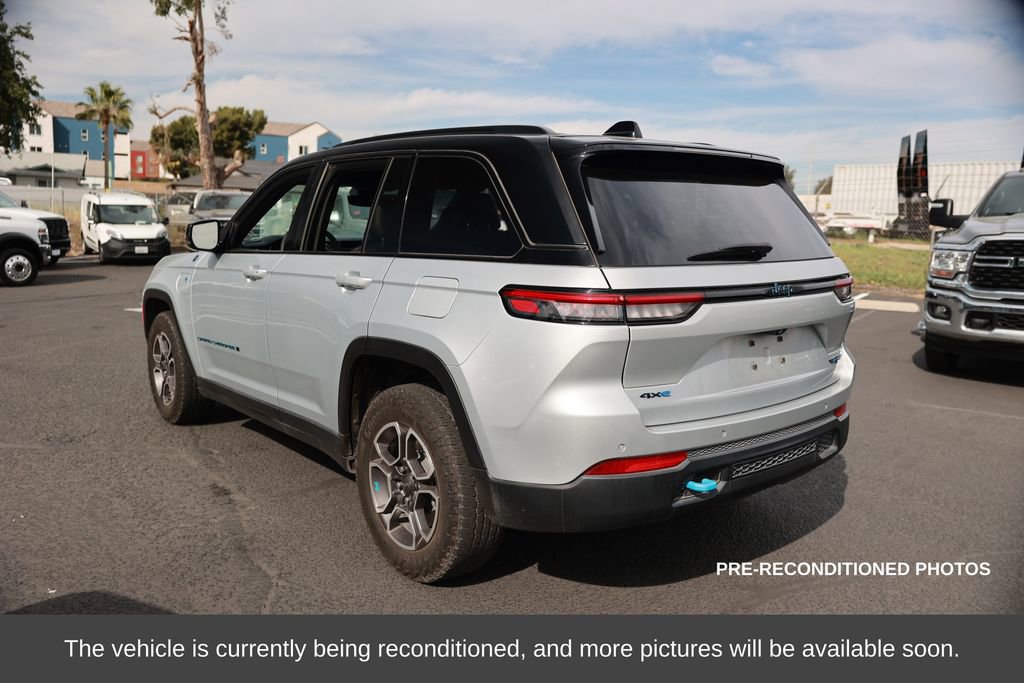 Used 2022 Jeep Grand Cherokee Trailhawk image 3