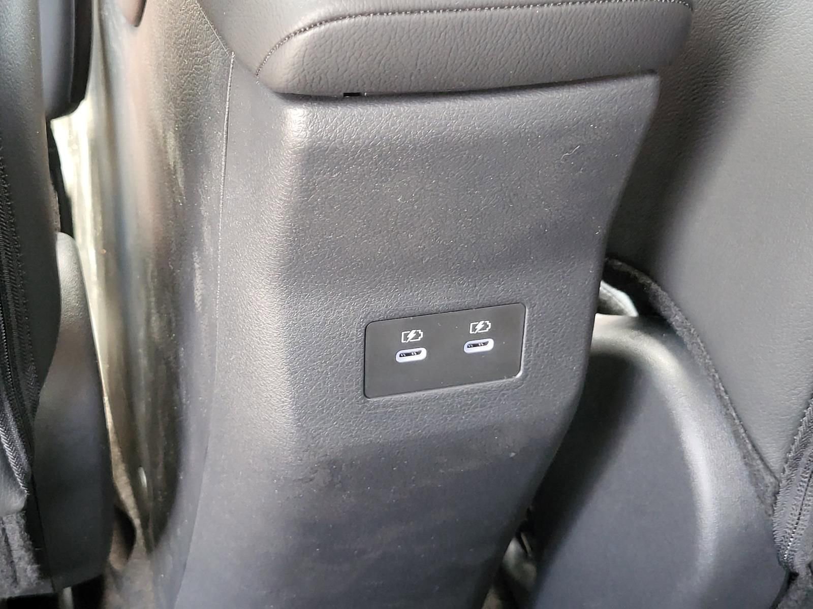 New 2026 Nissan Kicks SR FWD image 17
