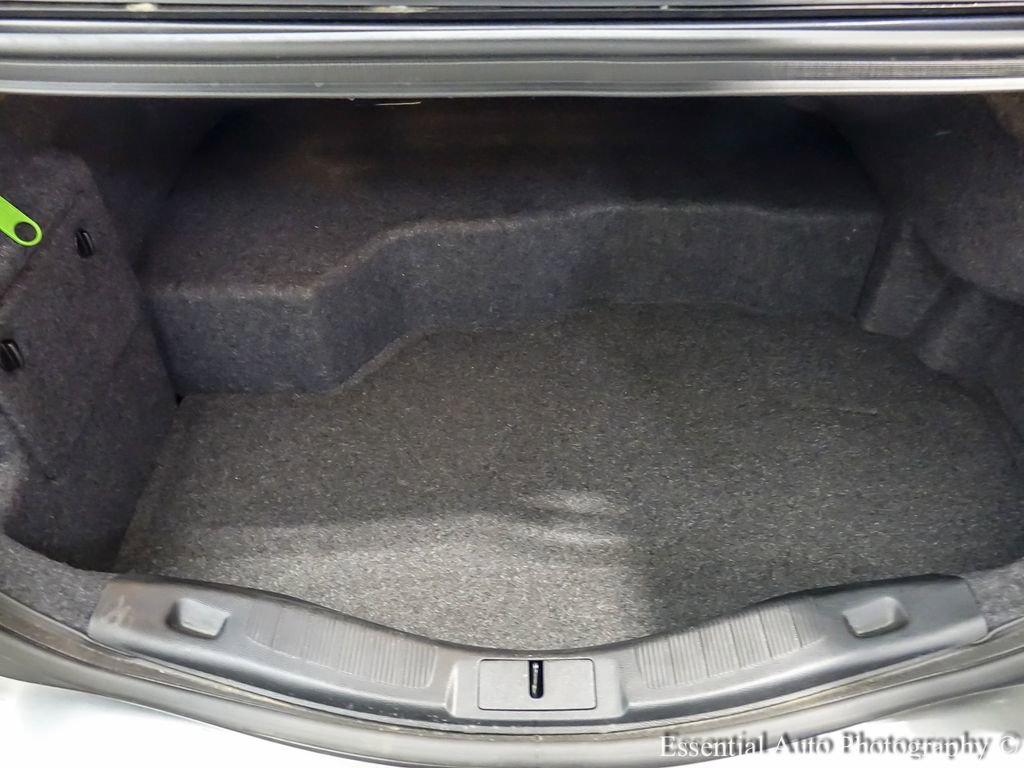 Certified 2019 Ford Fusion SE FWD image 23