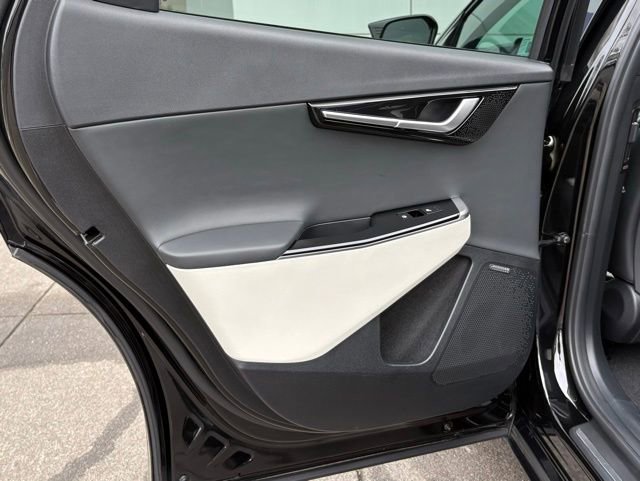 Used 2024 Kia EV6 GT-Line AWD/4WD image 13