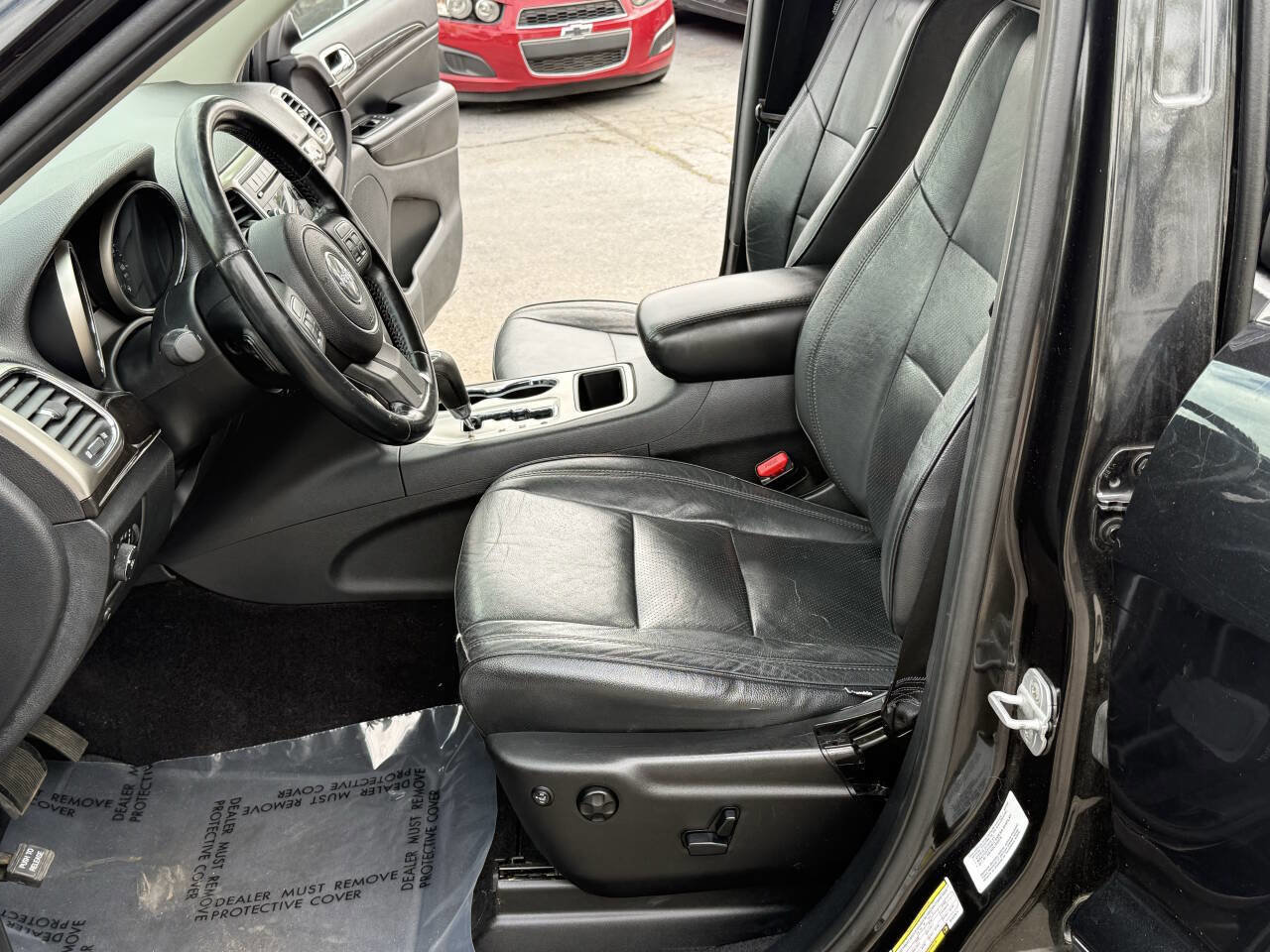 Used 2011 Jeep Grand Cherokee Laredo AWD/4WD image 13
