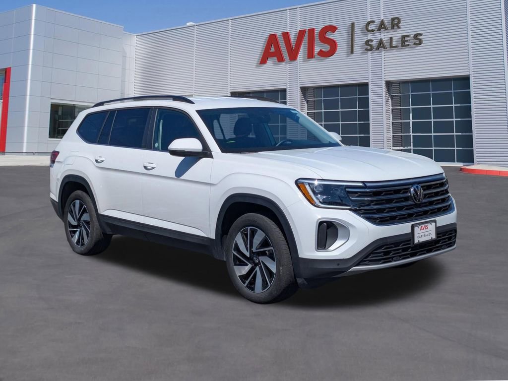 Used 2025 Volkswagen Atlas SE FWD image 1