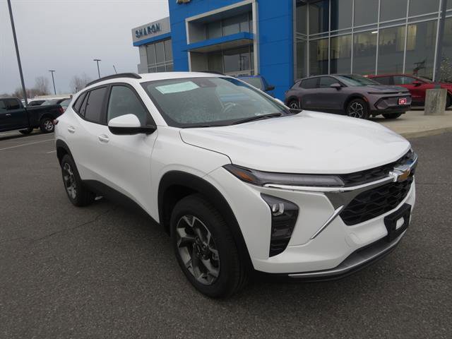 New 2026 Chevrolet Trax LT w/ Driver Confidence Package image 2