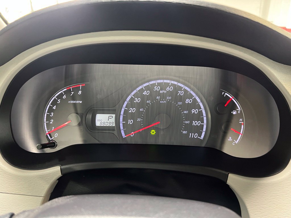 Used 2013 Toyota Sienna LE FWD image 34