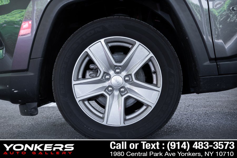 Used 2022 Jeep Compass Latitude AWD/4WD image 44