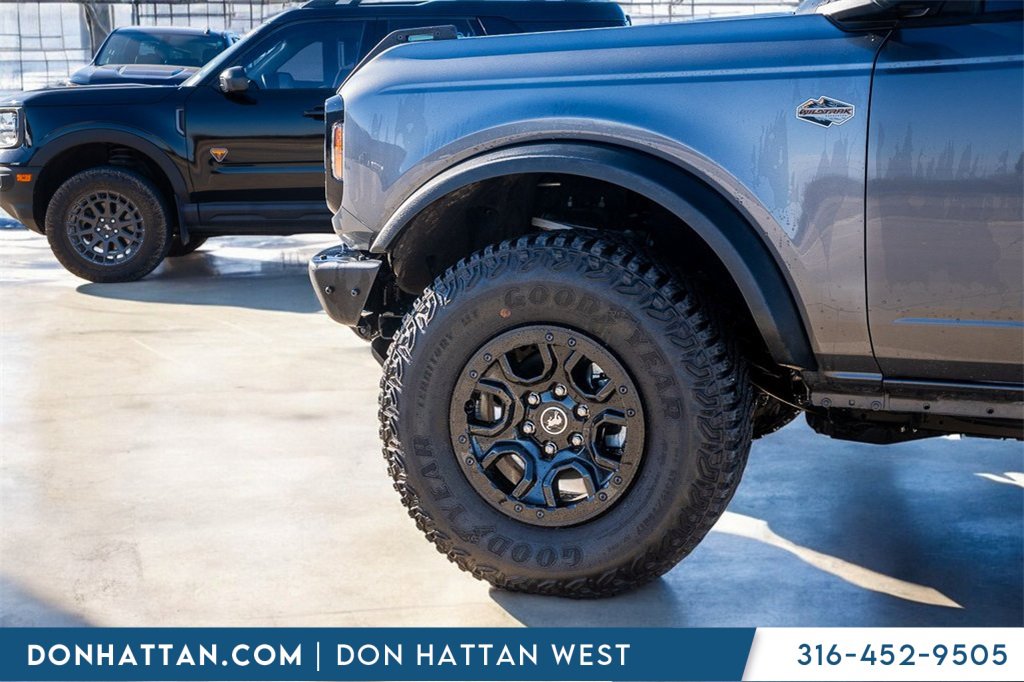 Used 2023 Ford Bronco Wildtrak image 29