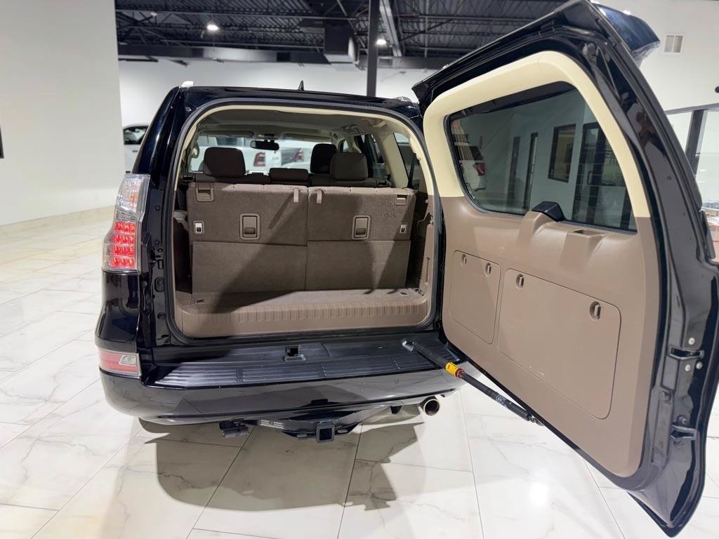 Used 2019 Lexus GX 460 Premium AWD/4WD image 11