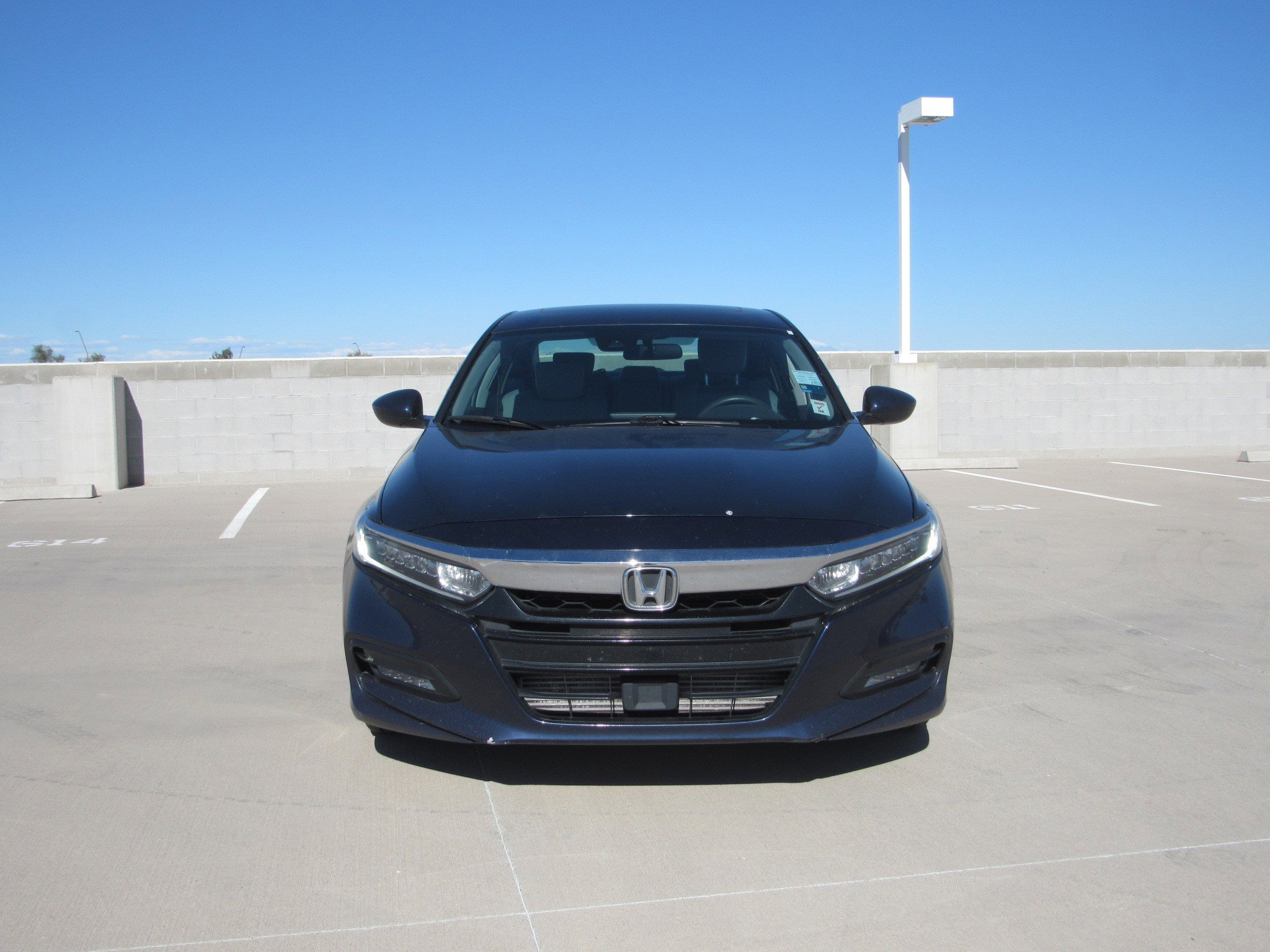 Used 2018 Honda Accord EX image 3