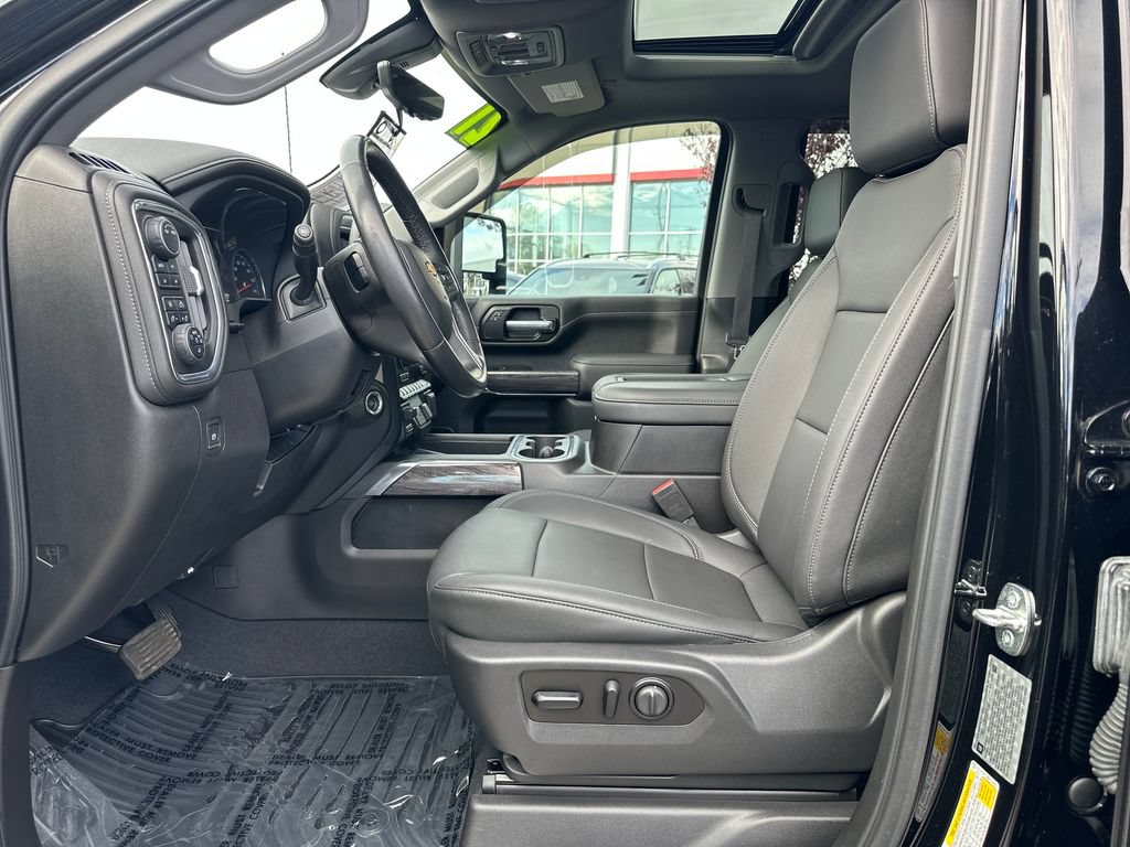 Used 2021 Chevrolet Silverado 3500 LTZ w/ Z71 Chrome Sport Edition AWD/4WD image 12