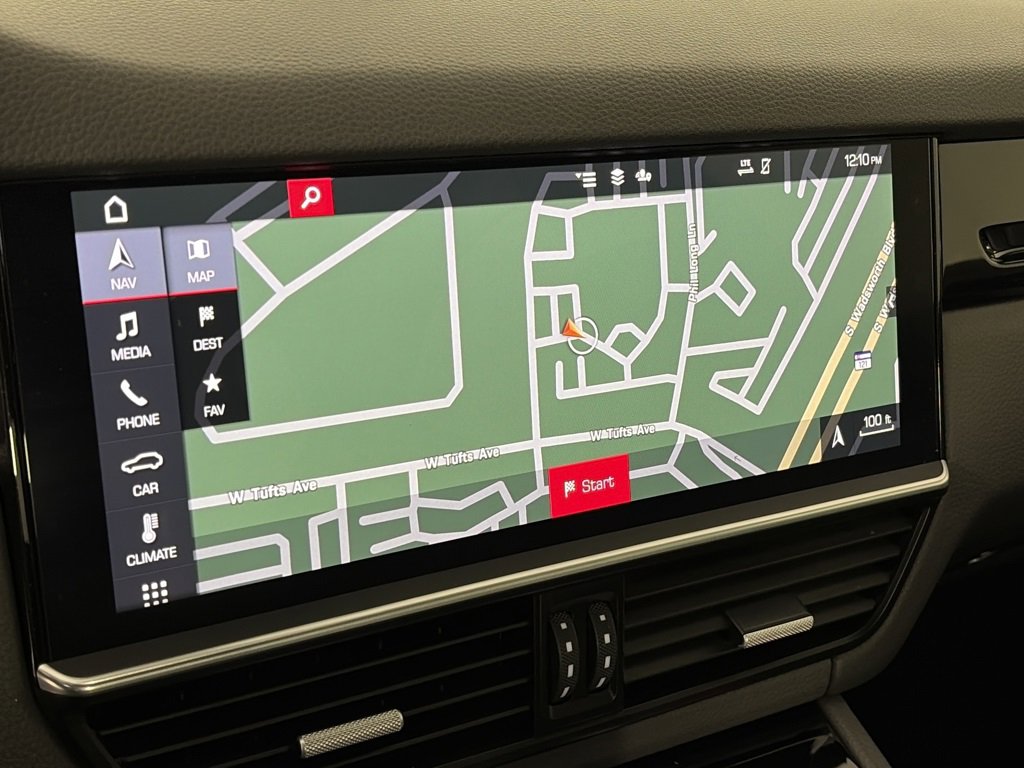 Used 2020 Porsche Cayenne image 19