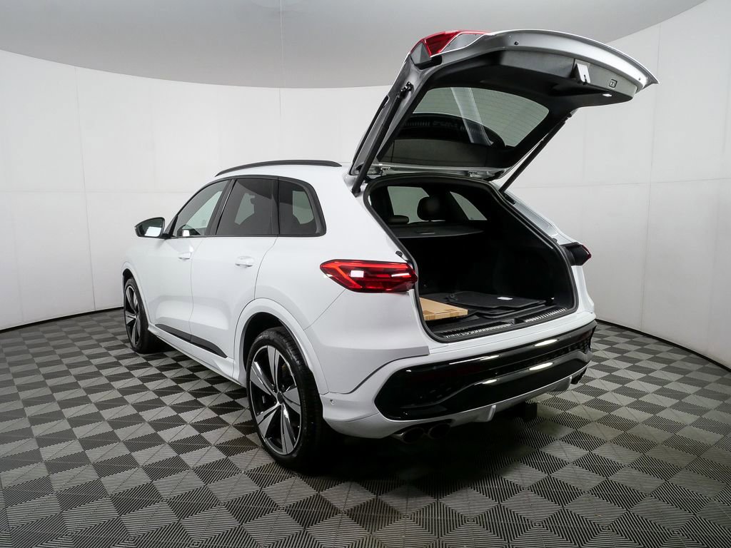 New 2026 Audi SQ5 Premium Plus image 34