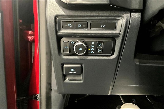 Used 2022 Ford F150 XLT w/ Equipment Group 302A High image 17