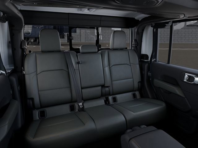New 2025 Jeep Gladiator Mojave w/ Convenience Group image 16