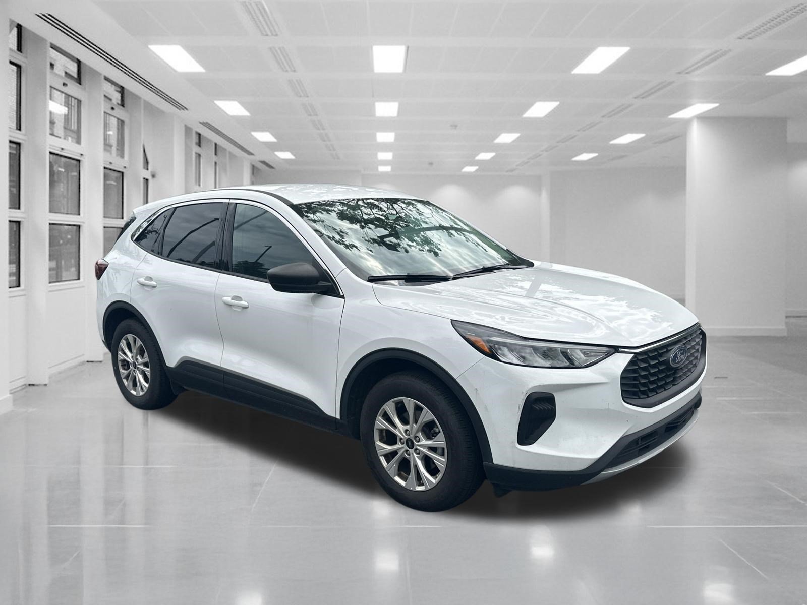 Used 2024 Ford Escape Active FWD image 3