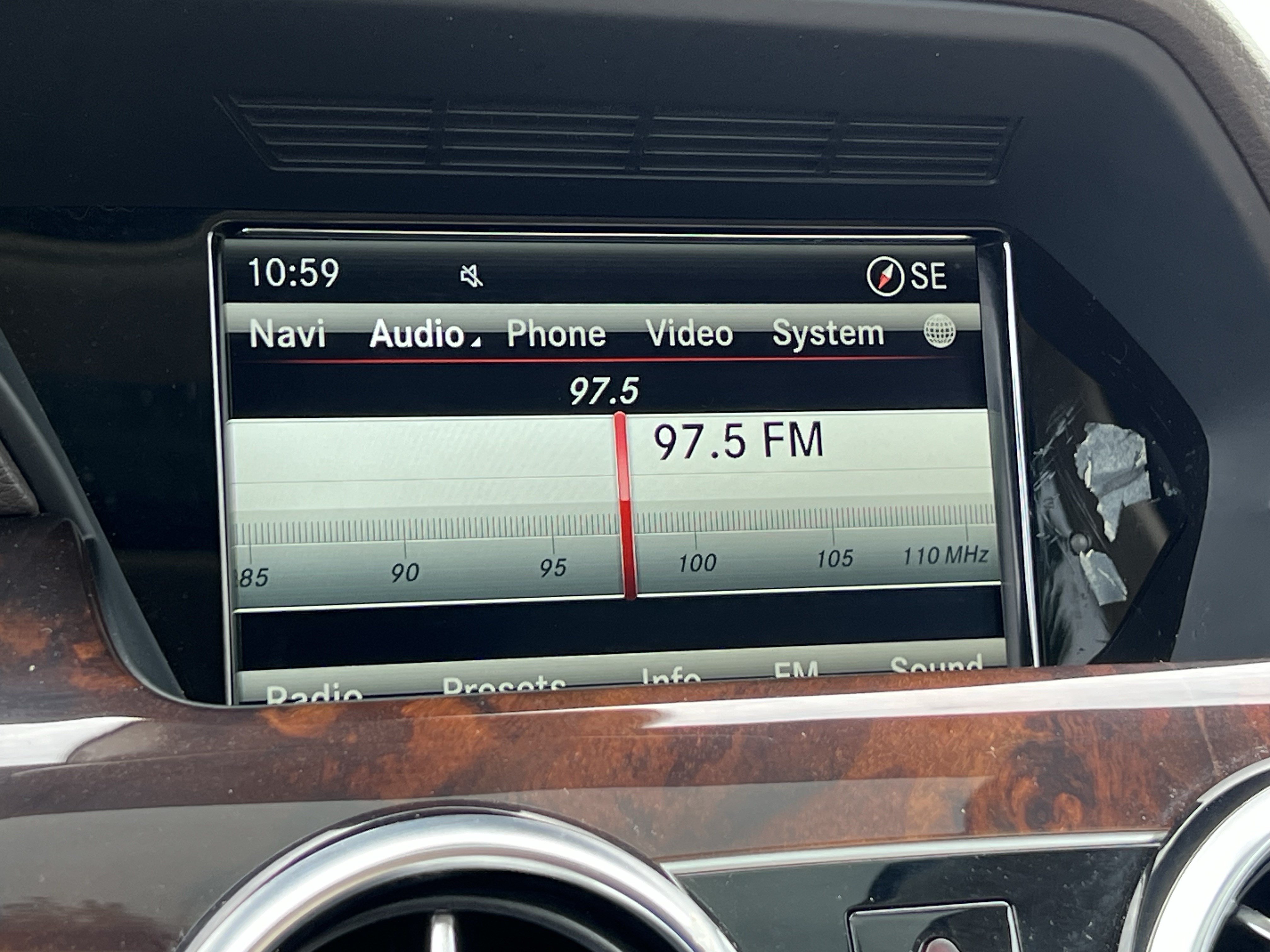 Used 2015 Mercedes-Benz GLK 250 BlueTEC 4MATIC image 23