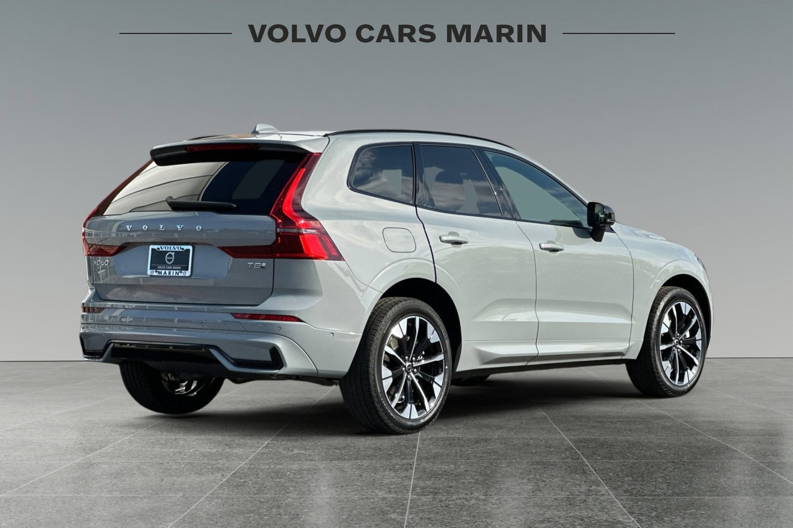 New 2026 Volvo XC60 T8 Plus w/ Climate Package image 2