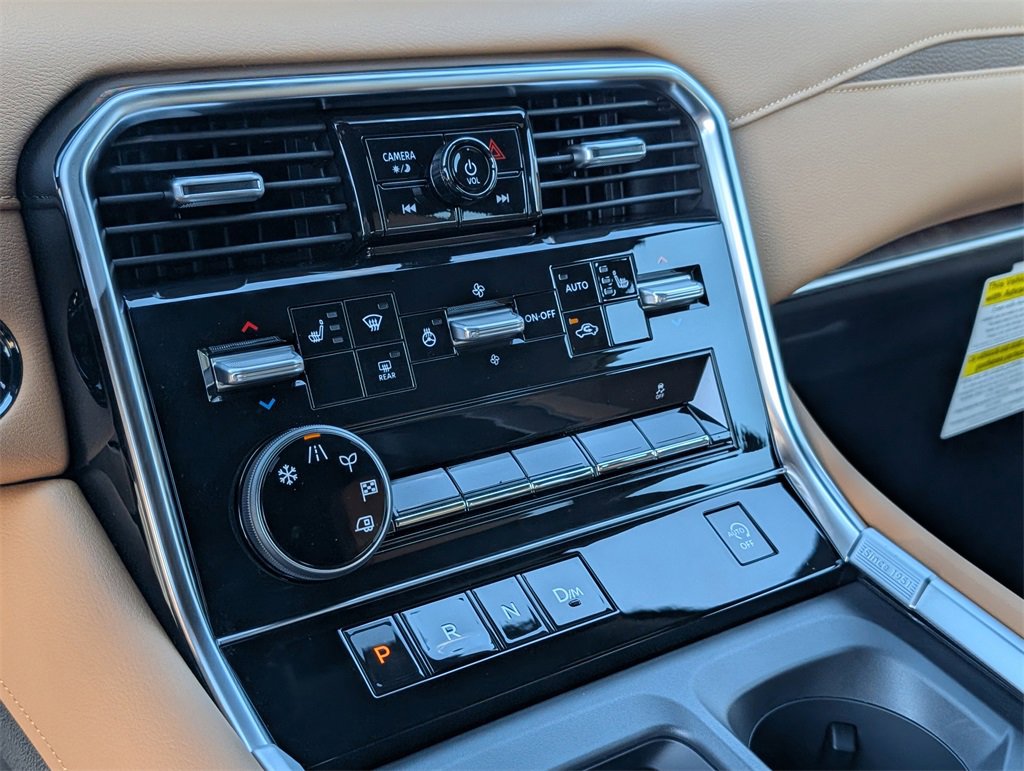 New 2026 Nissan Armada SL w/ Captain's Chari Seat Package image 15