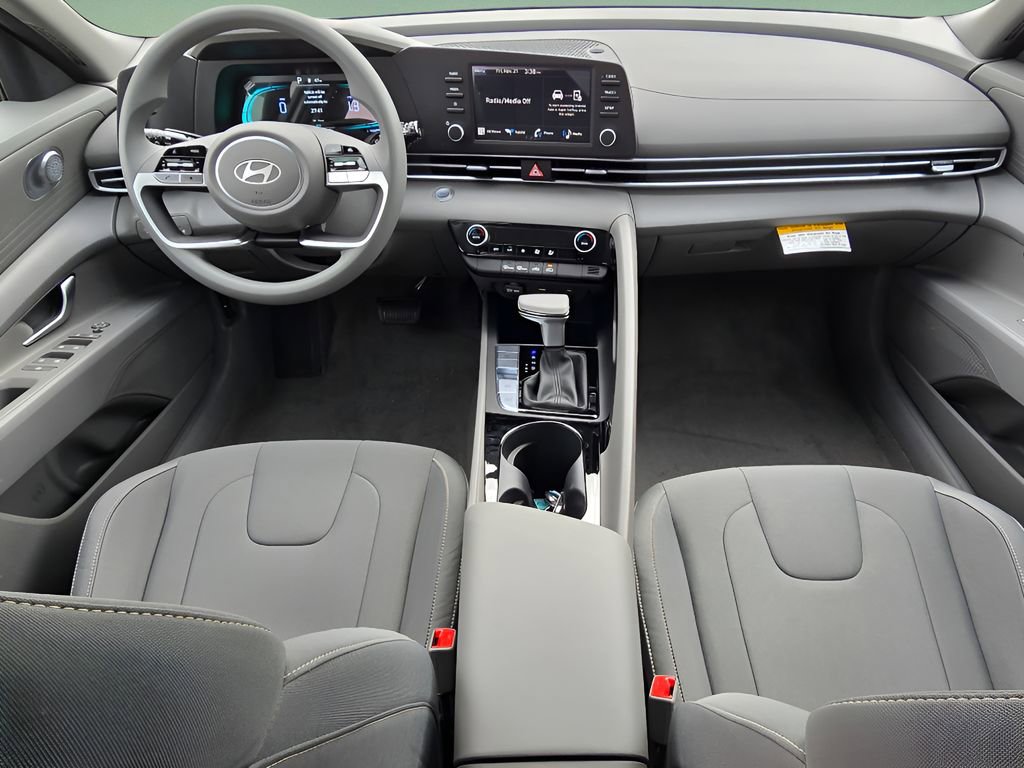 New 2026 Hyundai Elantra Blue image 25