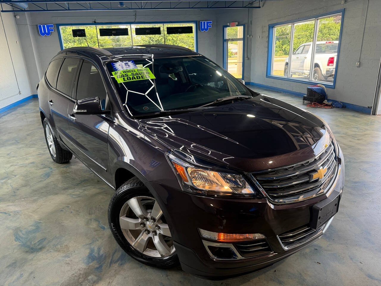 Used 2015 Chevrolet Traverse LTZ AWD/4WD image 2