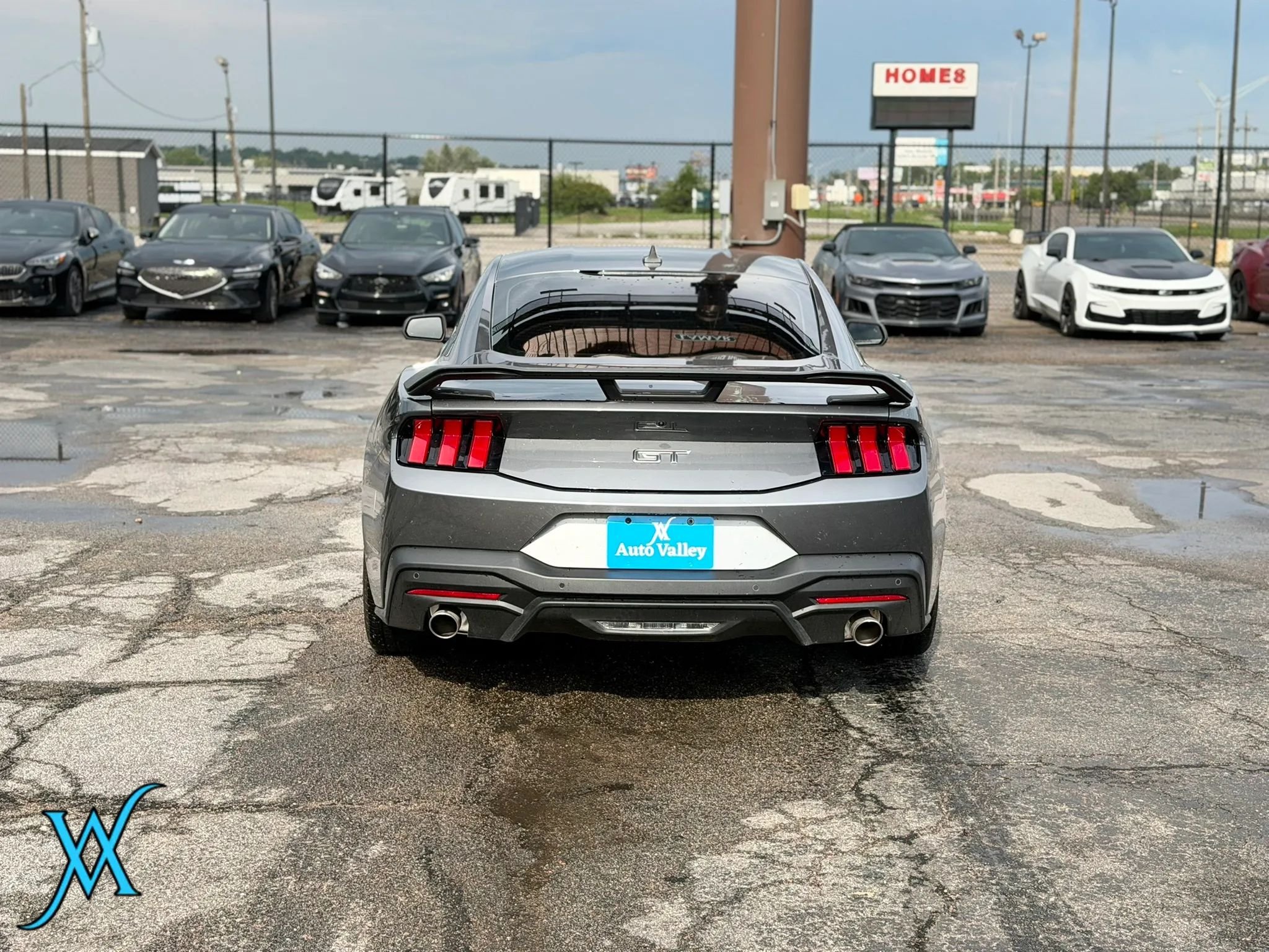 Used 2025 Ford Mustang GT RWD image 6