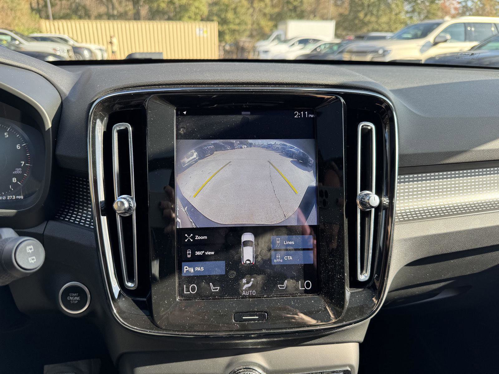 Used 2021 Volvo XC40 T5 R-Design w/ Advanced Package image 14