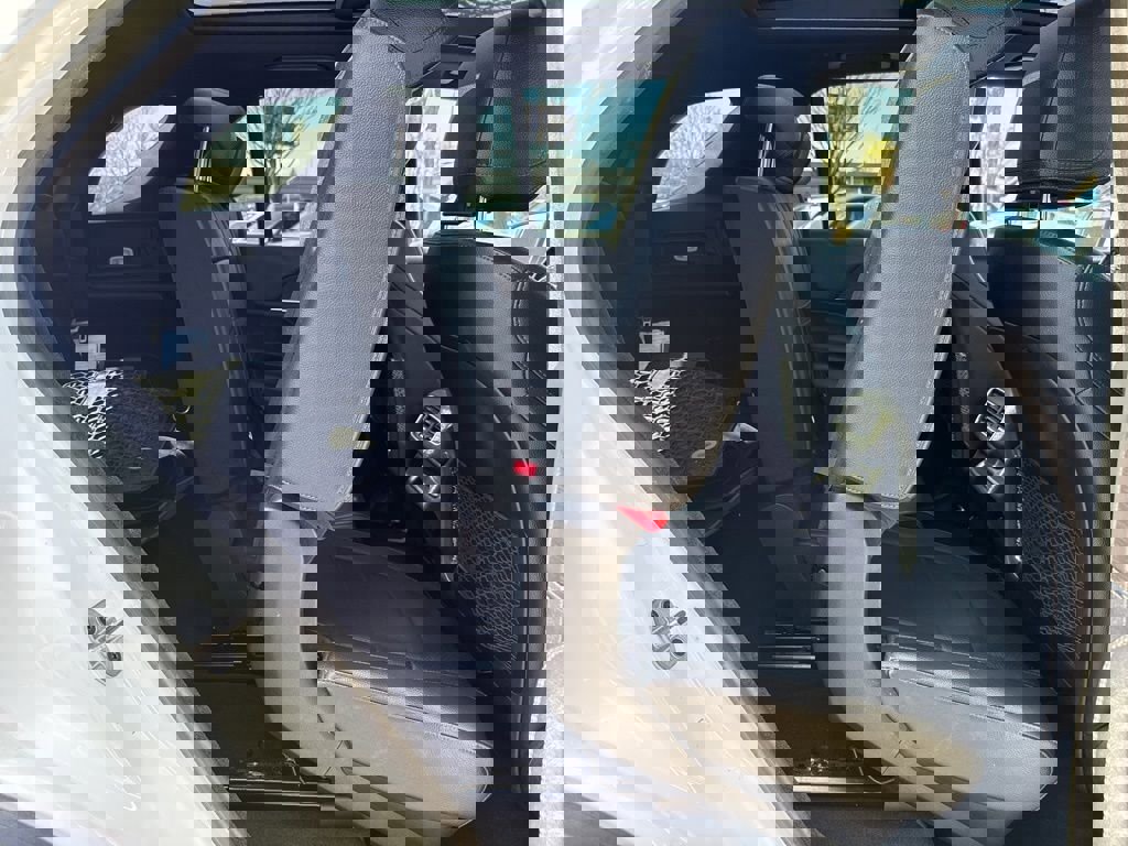 Used 2021 Mercedes-Benz GLE 350 4MATIC image 29