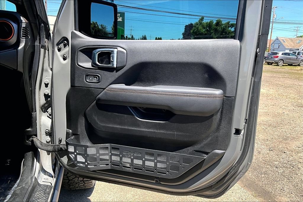 Used 2023 Jeep Gladiator Mojave w/ LED Lighting Group AWD/4WD image 22