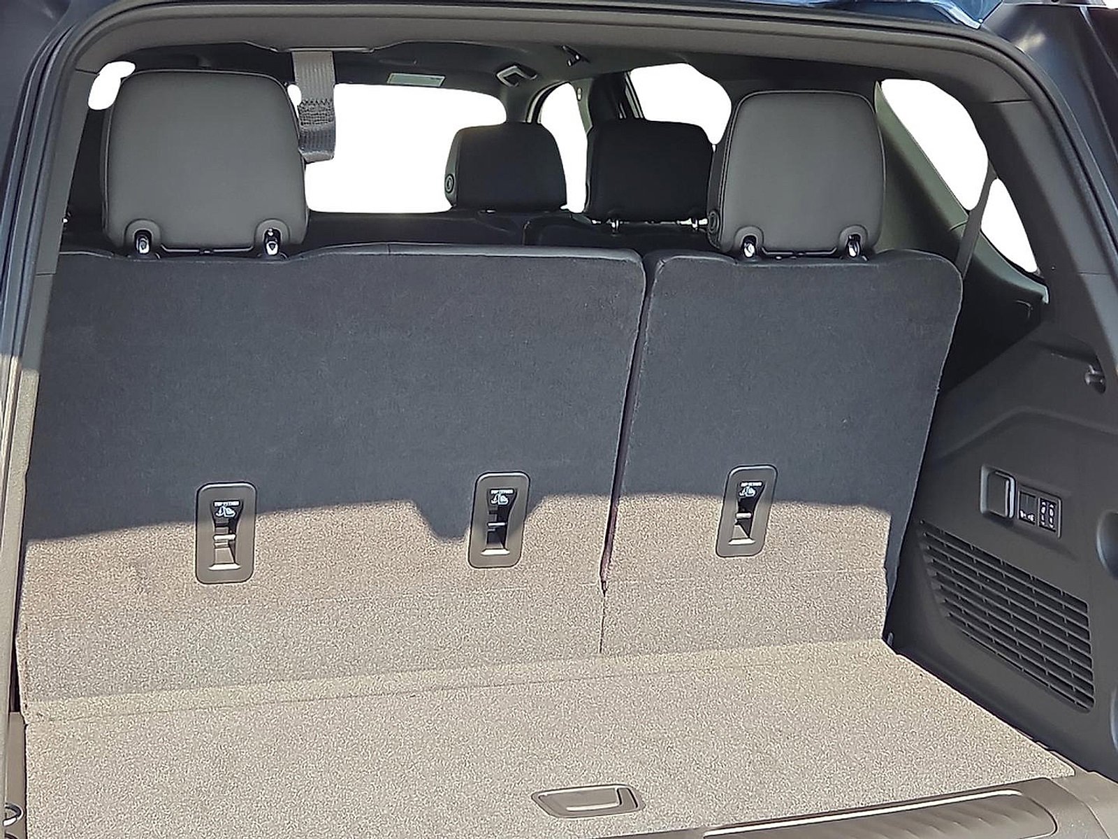 New 2026 Chevrolet Tahoe LT w/ Comfort Package image 8