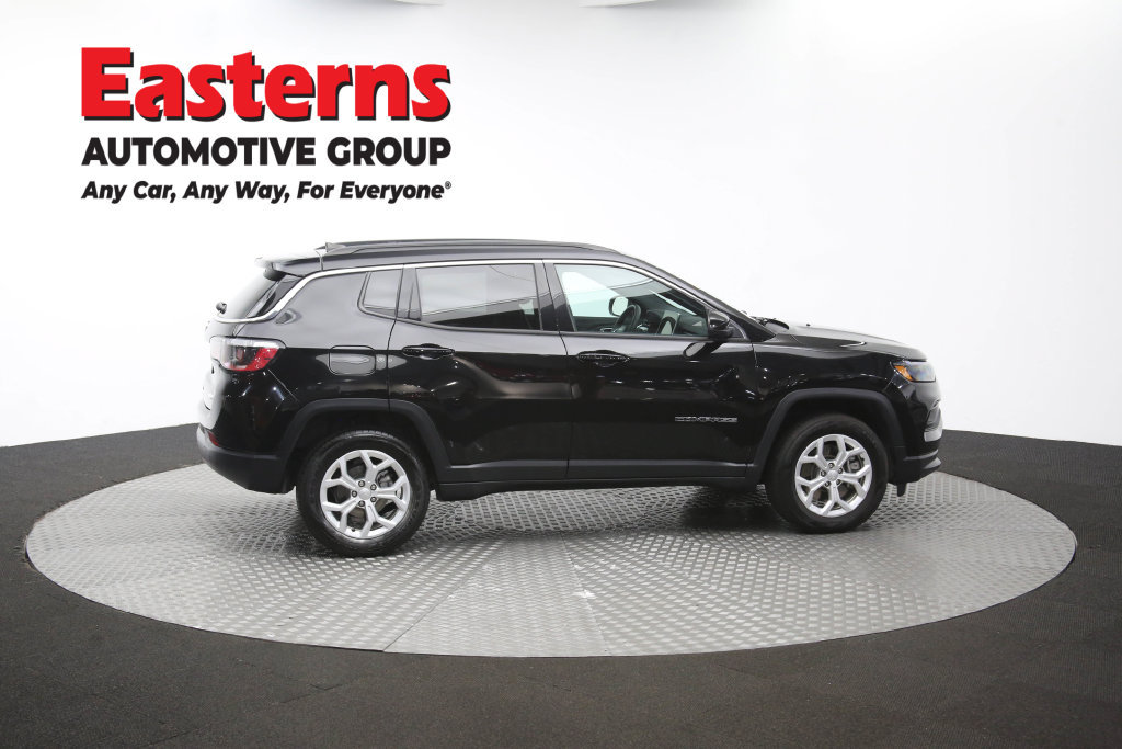 Used 2024 Jeep Compass Latitude AWD/4WD image 45