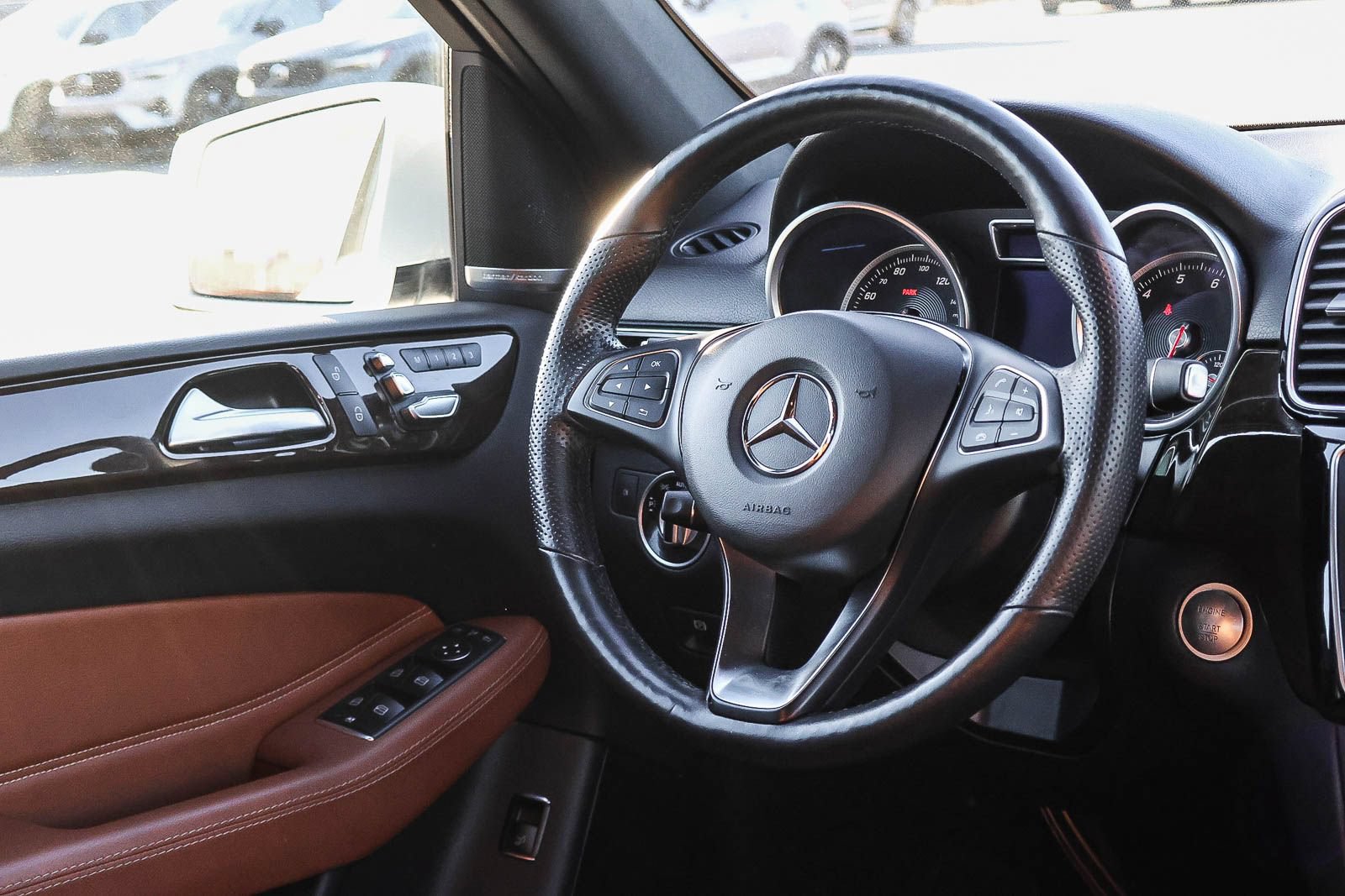 Used 2016 Mercedes-Benz GLE 350 4MATIC image 25