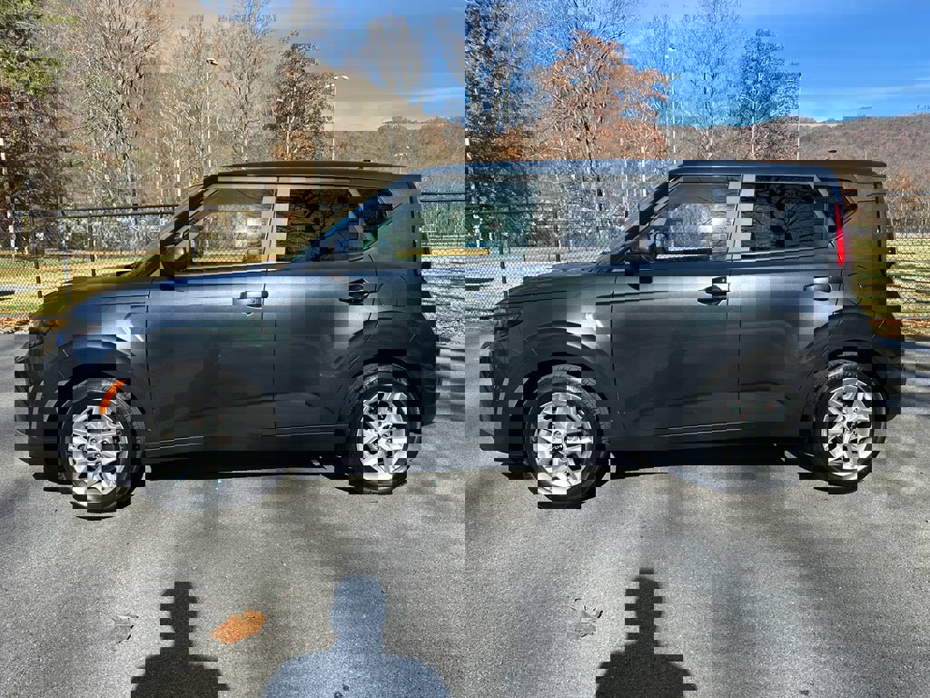 Used 2023 Kia Soul S image 7