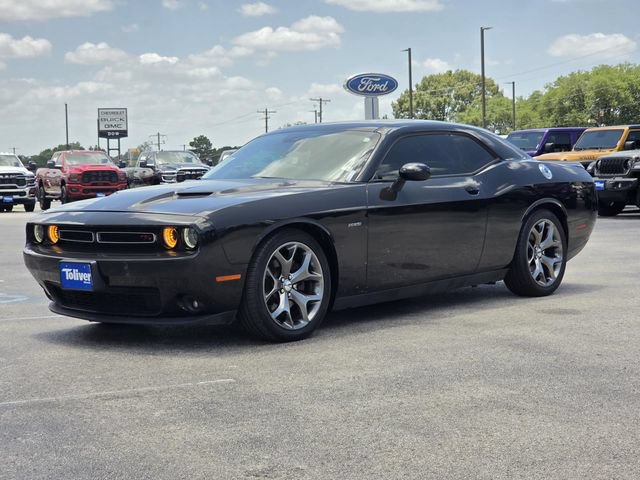 Used 2016 Dodge Challenger R/T Plus RWD image 4