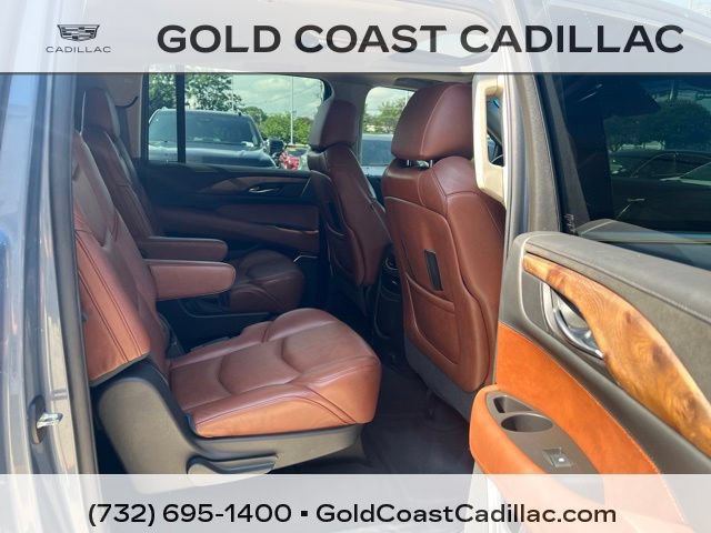 Used 2016 Cadillac Escalade ESV Premium AWD/4WD image 9
