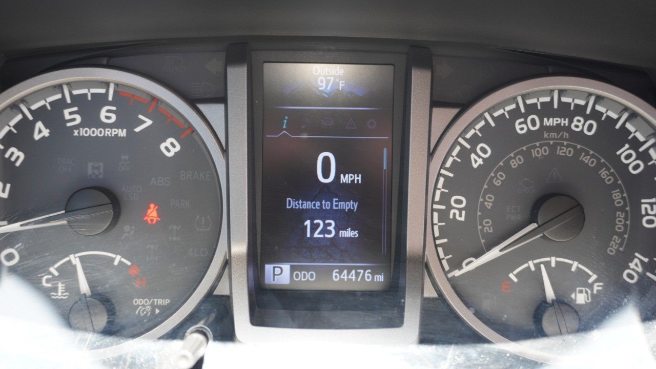 Used 2019 Toyota Tacoma SR5 RWD image 13