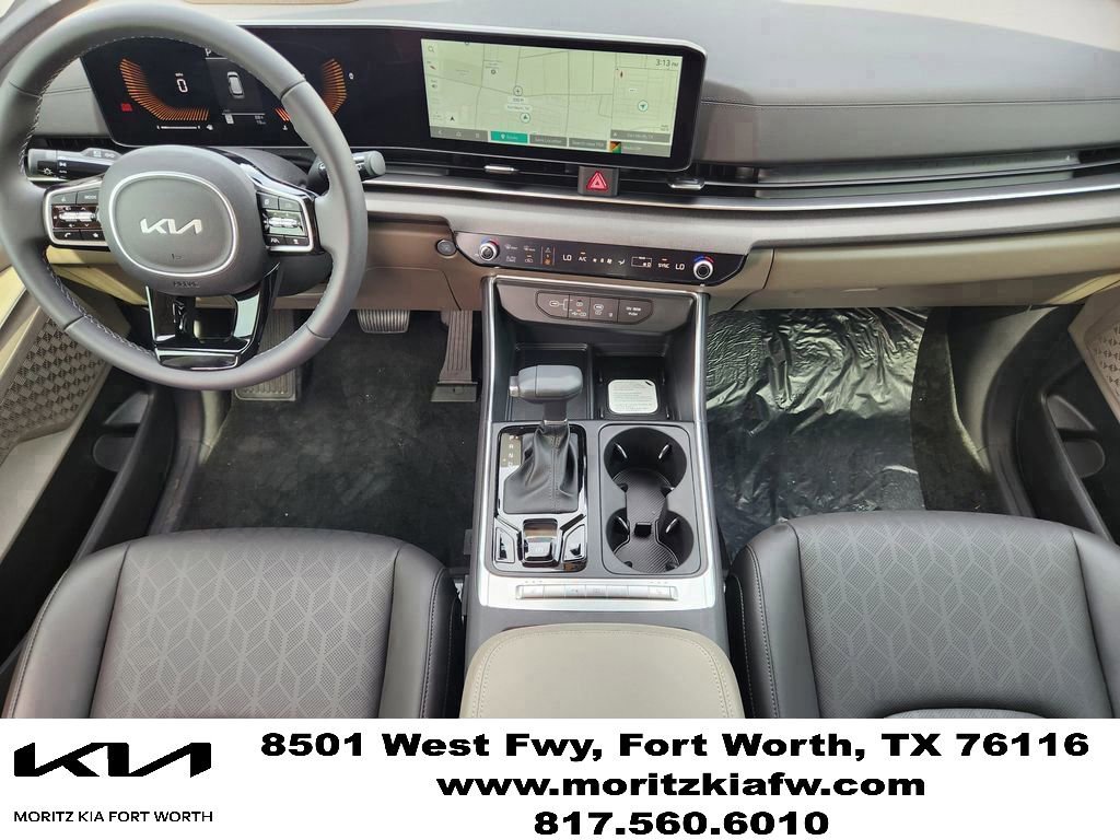 New 2026 Kia Carnival EX FWD image 18