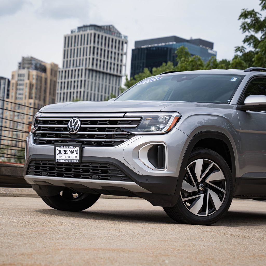 Certified 2024 Volkswagen Atlas SE FWD image 2