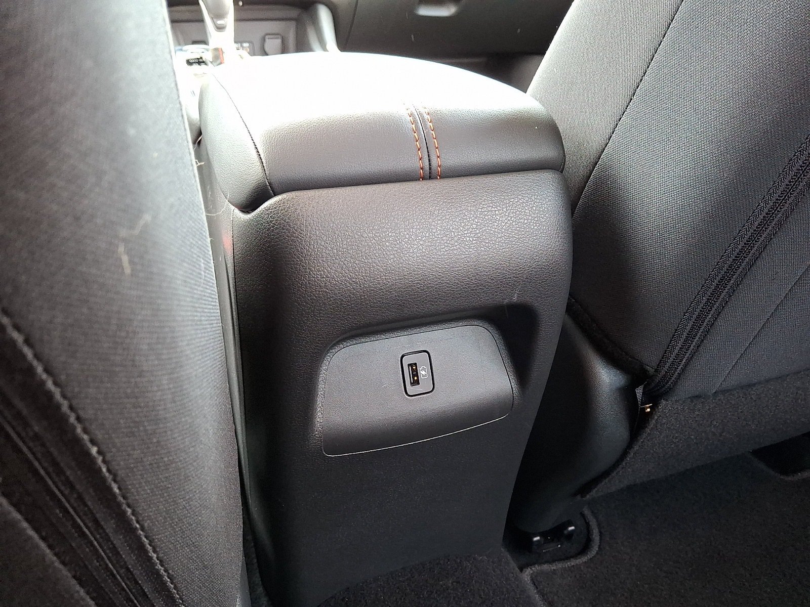Certified 2025 Nissan Sentra SR w/ Midnight Edition FWD image 12